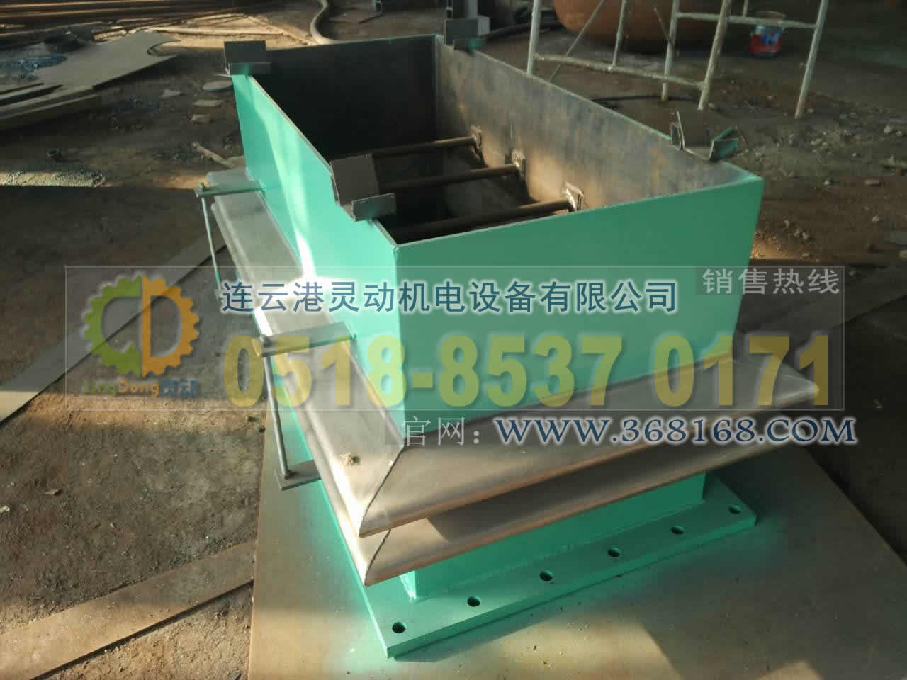 凝汽器波紋補(bǔ)償器也稱補(bǔ)償器、波紋補(bǔ)償器、膨脹節(jié)、伸縮器（伸縮節(jié)）生產(chǎn)廠家