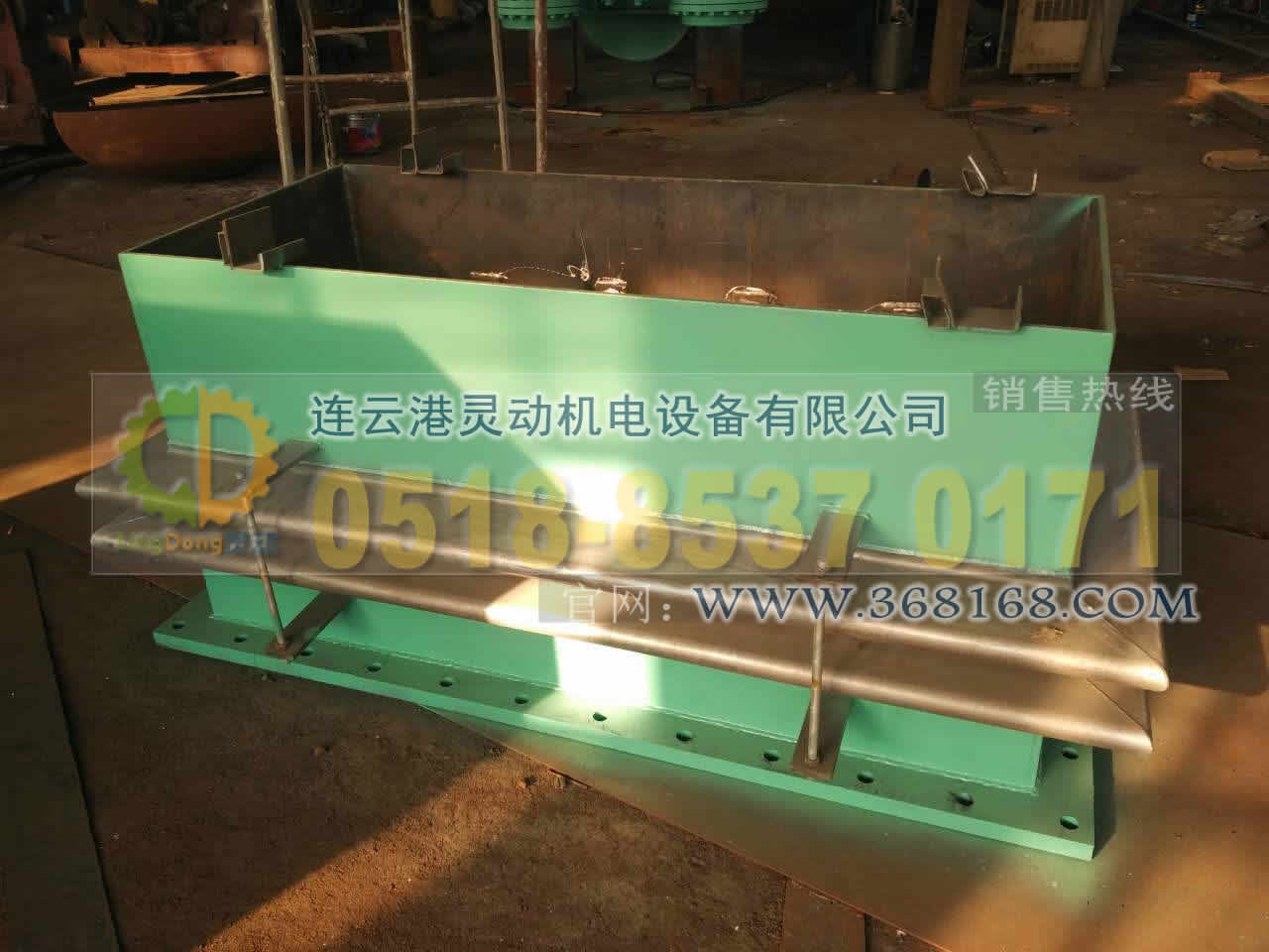 凝汽器波紋補(bǔ)償器也稱補(bǔ)償器、波紋補(bǔ)償器、膨脹節(jié)、伸縮器（伸縮節(jié)）生產(chǎn)廠家